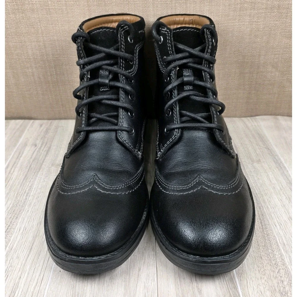 Clarks Men's Devington Hi Chukka Tobacco Boots Black Leather Wingtip US Size 9M
